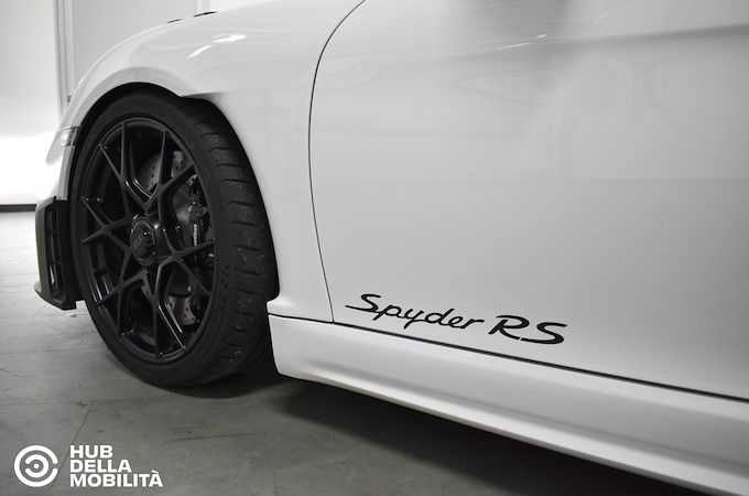 PORSCHE 718 Spyder RS